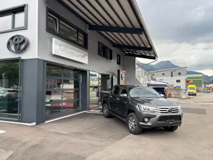 Toyota Hilux 2.4 D-4D Sol Premium