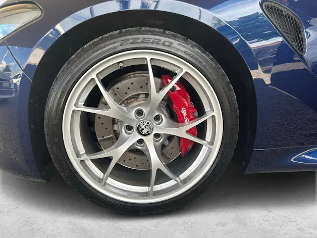 Alfa Romeo Giulia 2.9 V6 Biturbo Quadrifoglio