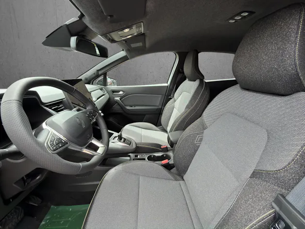 Renault Captur 1.8 E-Tech techno