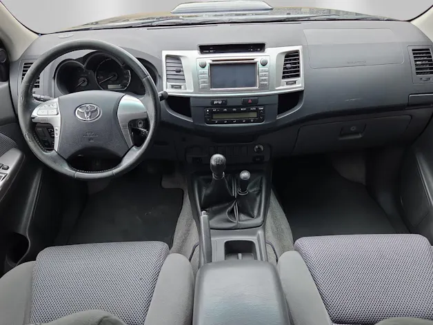 Toyota Hilux Double Cab.-Pick-up 3.0-4D Linea Sol