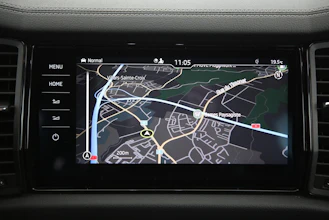 https://vehicle.imgix.net/4346986/0ef3b9d9-e04b-4195-bd12-1dfda4fbce34.jpg