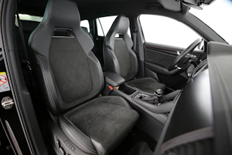 https://vehicle.imgix.net/4346986/c7086cc8-4274-4c57-98cb-d62c385bef66.jpg