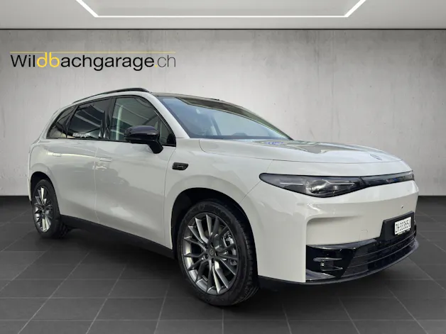 Leapmotor C10 EV AWD