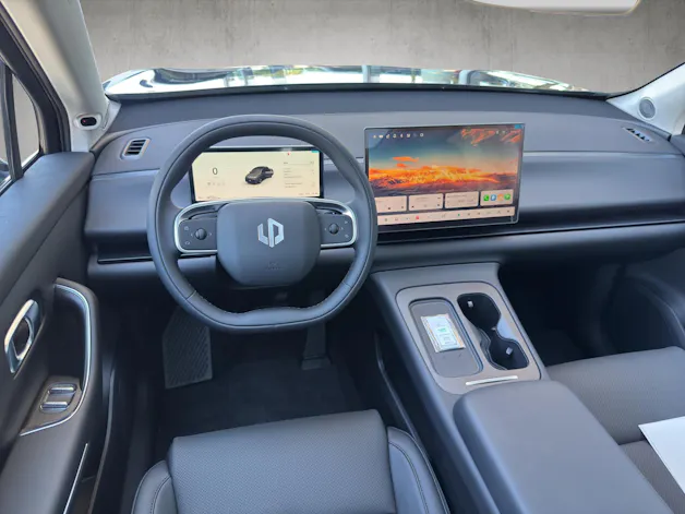 Leapmotor C10 EV AWD