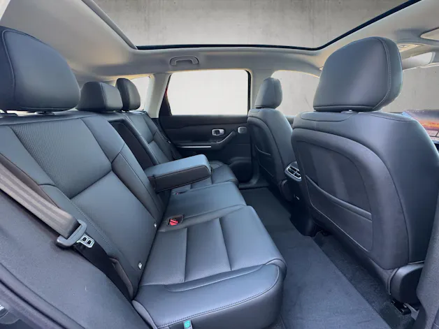 Leapmotor C10 EV AWD