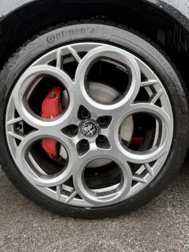 Alfa Romeo Tonale 1.5 Hy Veloce