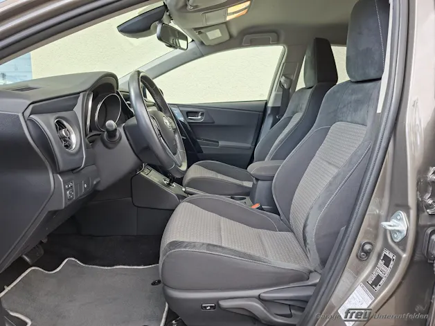 Toyota Auris 1.8 HSD Trend