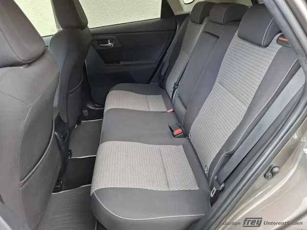 Toyota Auris 1.8 HSD Trend