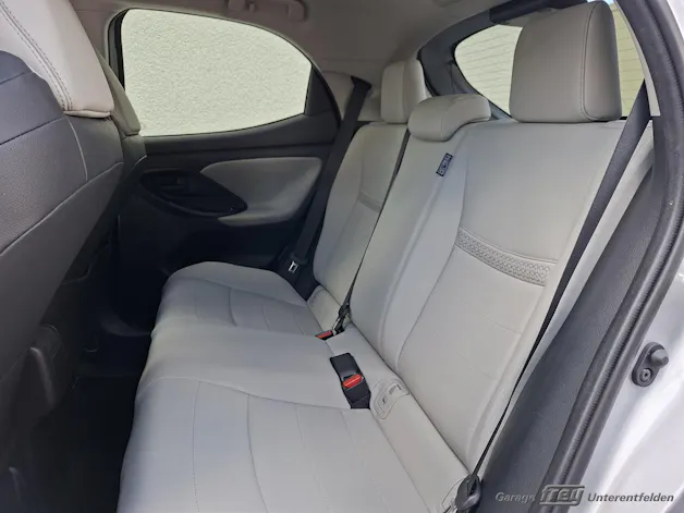 Toyota Yaris 1.5 VVT-i HSD Premium