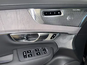 Volvo XC90 2.0 T8 TE XCLUSIVE Edition Dark eAWD