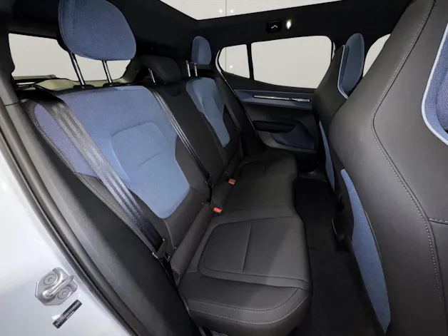 Volvo EX30 CC P8 Ultra AWD