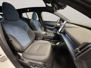 Volvo EX30 CC P8 Ultra AWD