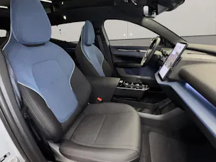 Volvo EX30 CC P8 Ultra AWD