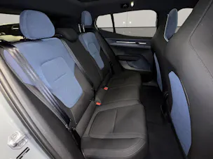 Volvo EX30 CC P8 Ultra AWD