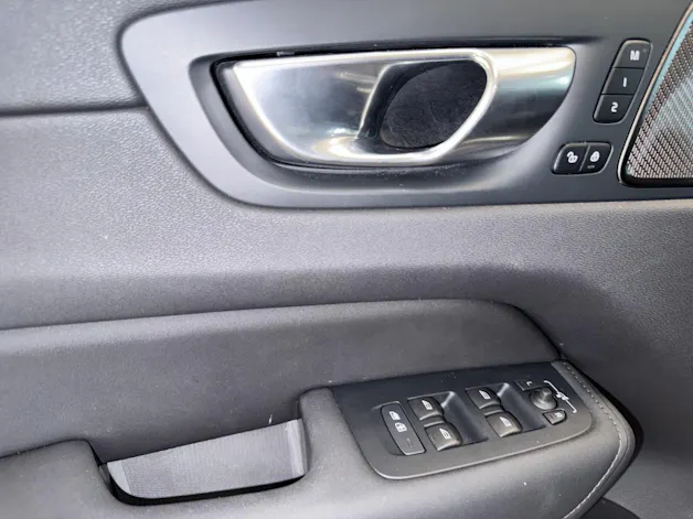Volvo XC60 2.0 T6 TE Plus Dark eAWD