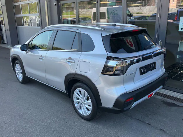 Suzuki S-Cross 1.4 T Compact+ Hybrid 4x4