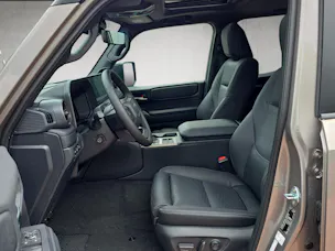 Toyota Land Cruiser 2.8 D 48V Invincible