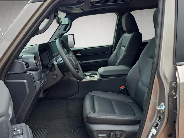 Toyota Land Cruiser 2.8 D 48V Invincible