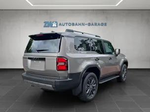 Toyota Land Cruiser 2.8 D 48V Invincible
