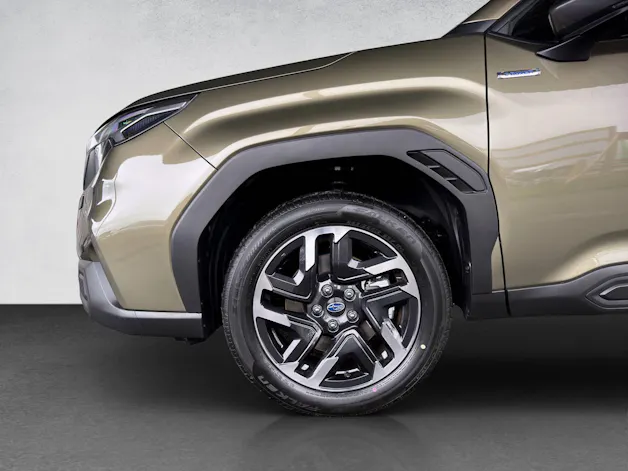 Subaru Forester Station 2.0i e-Boxer Swiss Plus