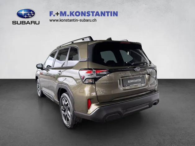 Subaru Forester Station 2.0i e-Boxer Swiss Plus