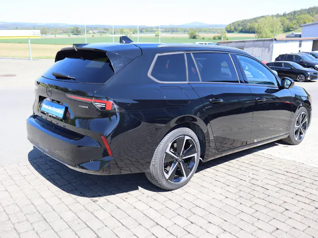 Opel Astra Sports Tourer 1.6 T PHEV 180 Swiss