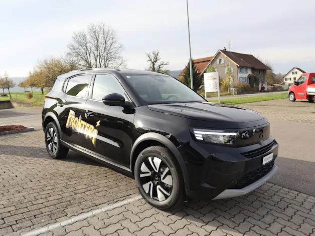 Opel Frontera 1.2 T HEV 145 GS