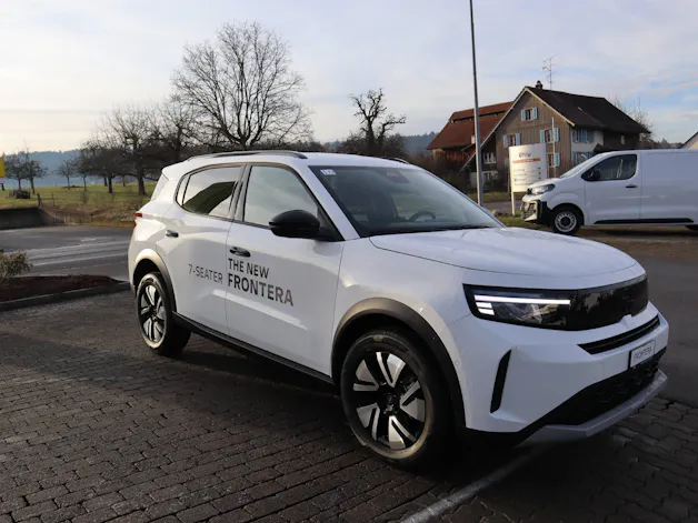 Opel Frontera 1.2 T HEV 145 GS