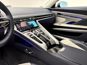 ASTON MARTIN DB12 Coupé 4.0 S V8 Bi-Turbo