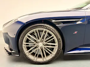 ASTON MARTIN DB12 Coupé 4.0 S V8 Bi-Turbo