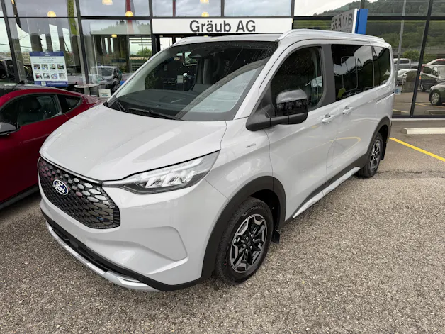Ford Tourneo Bus 340 L1H1 65kWh Active