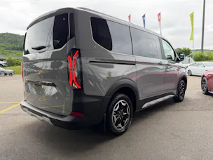 Ford Tourneo Bus 340 L1H1 65kWh Active Spezialpreis NUR GÜLTIG MIT FORD VERSICHERUNG!
