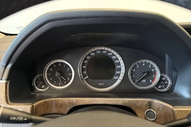 Mercedes-Benz E 500 Elégance 4Matic 7G-Tronic