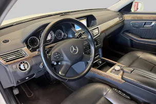 Mercedes-Benz E 500 Elégance 4Matic 7G-Tronic