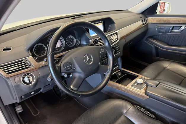 Mercedes-Benz E 500 Elégance 4Matic 7G-Tronic