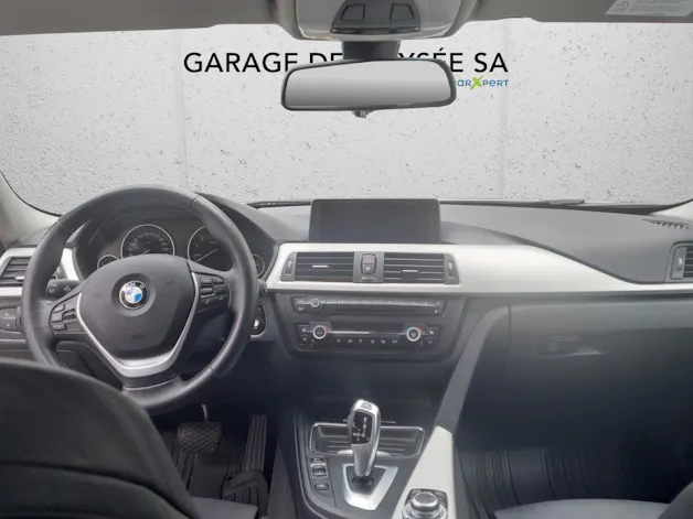 BMW 320i xDrive Steptronic