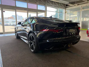 Jaguar F-Type Coupé 2.0 I4 R-Dynamic Automatik | Panorama Glas | ALL BLACK | Heckspoiler |