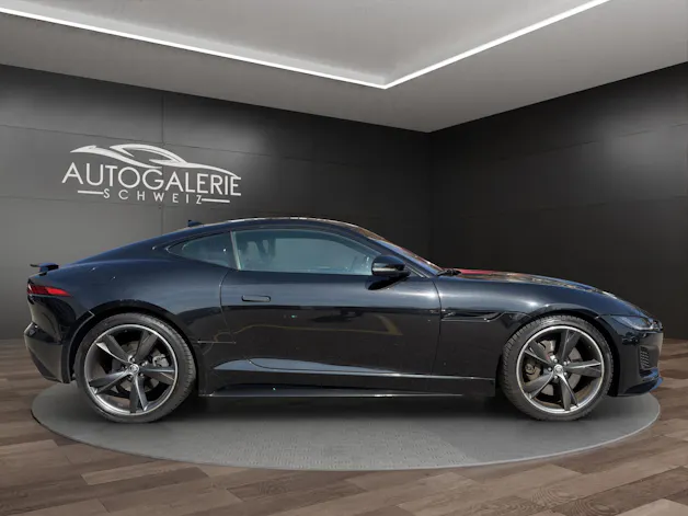 Jaguar F-Type Coupé 2.0 I4 R-Dynamic Automatik | Panorama Glas | ALL BLACK | Heckspoiler |