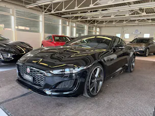 Jaguar F-Type Coupé 2.0 I4 R-Dynamic Automatik | Panorama Glas | ALL BLACK | Heckspoiler |