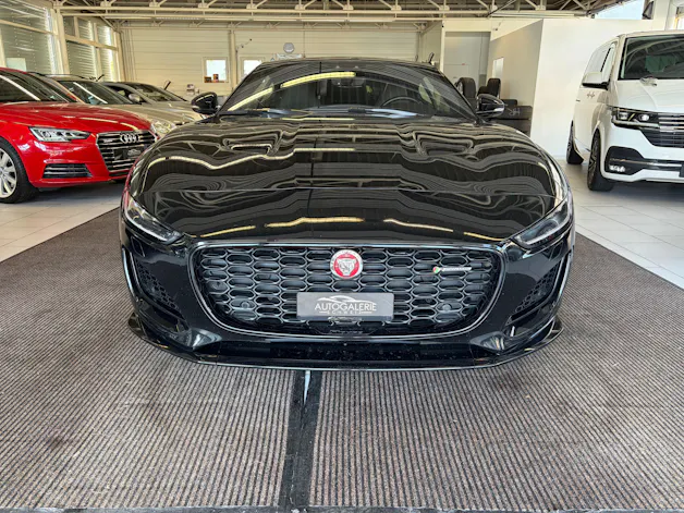 Jaguar F-Type Coupé 2.0 I4 R-Dynamic Automatik | Panorama Glas | ALL BLACK | Heckspoiler |