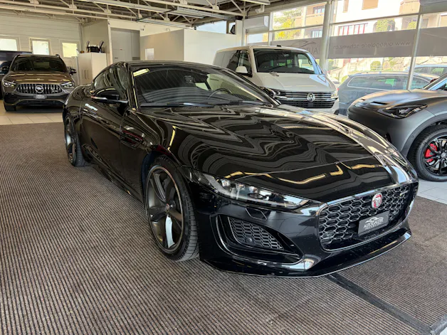 Jaguar F-Type Coupé 2.0 I4 R-Dynamic Automatik | Panorama Glas | ALL BLACK | Heckspoiler |
