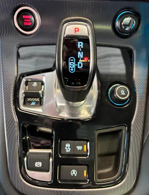 Jaguar F-Type Coupé 2.0 I4 R-Dynamic Automatik | Panorama Glas | ALL BLACK | Heckspoiler |