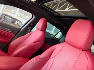 Maserati Grecale 2.0 MHEV Modena Automatica | CH | Garantie Mai 27 | Leder Rosso | Carbon | HeadUp | 21" | 360 Kamera |