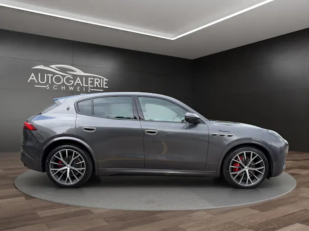 Maserati Grecale 2.0 MHEV Modena Automatica | CH | Garantie Mai 27 | Leder Rosso | Carbon | HeadUp | 21" | 360 Kamera |