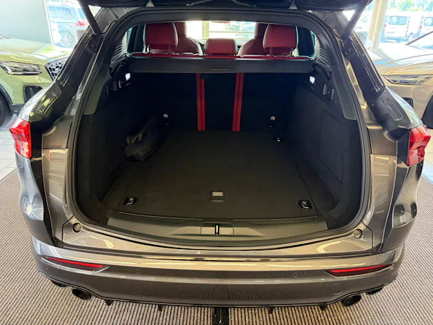 Maserati Grecale 2.0 MHEV Modena Automatica | CH | Garantie Mai 27 | Leder Rosso | Carbon | HeadUp | 21" | 360 Kamera |