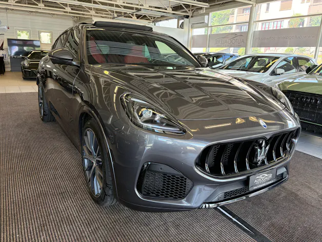Maserati Grecale 2.0 MHEV Modena Automatica | CH | Garantie Mai 27 | Leder Rosso | Carbon | HeadUp | 21" | 360 Kamera |