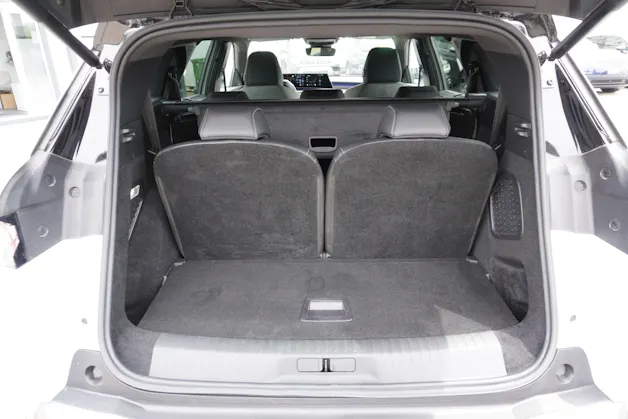 Peugeot 5008 145 Hybrid e-DCS6 GT 7-PLÄTZER!!!