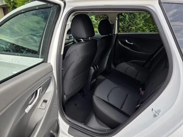 Hyundai i30 W 1.6 T-GDi AmpliaDCT