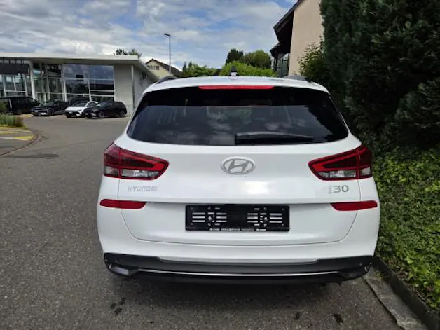 Hyundai i30 W 1.6 T-GDi AmpliaDCT