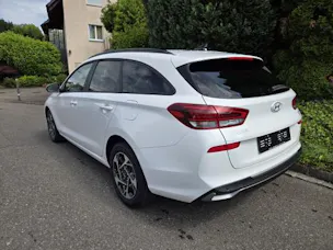Hyundai i30 W 1.6 T-GDi AmpliaDCT